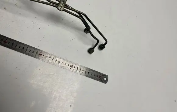 Audi A6 S6 C5 4B Fuel line pipe 