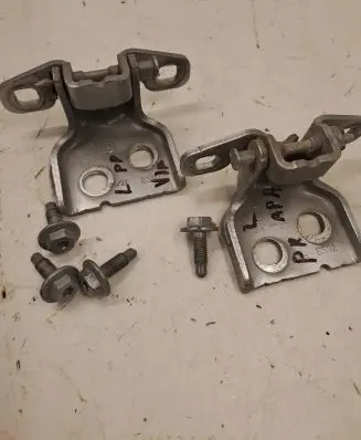 Front door hinge set