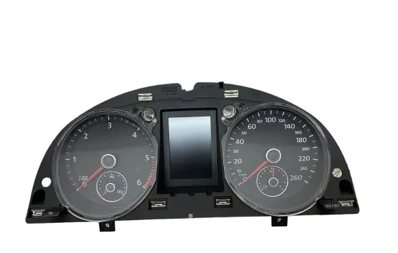 Volkswagen PASSAT B7 Speedometer (instrument cluster) 3AA920870D