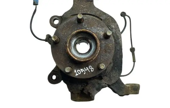 Nissan Murano Z50 Front wheel hub spindle knuckle