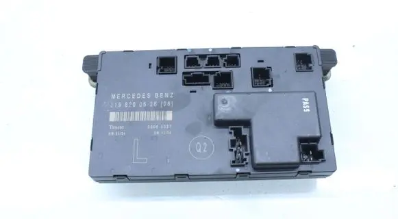 Mercedes-Benz CLS C219 Door control unit/module 2198200626