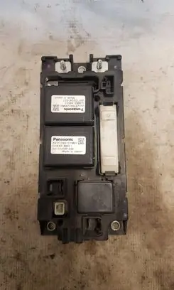 Toyota Prius (XW30) Fuse box set 71405539