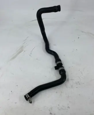 Engine coolant pipe/hose