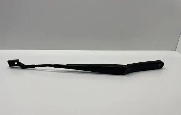 Volkswagen PASSAT B6 Front wiper blade arm 3C1955409C