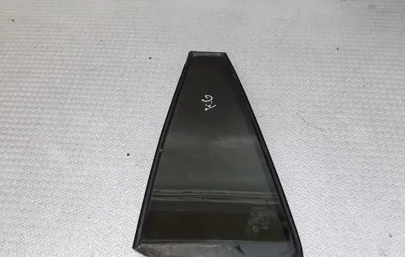 Toyota RAV 4 (XA20) Rear vent window glass 