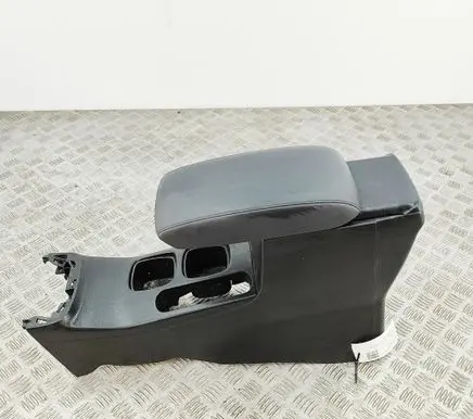 Suzuki SX4 S-Cross Center console 7585061M00