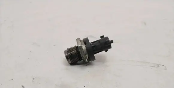 Opel Astra H Fuel pressure sensor 0281002903