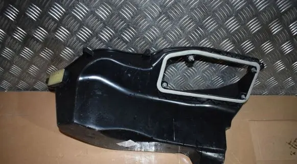 Mercedes-Benz S W222 Air filter box cover A222830006755