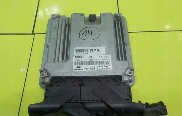 Hyundai Santa Fe Engine control unit/module 0281017541