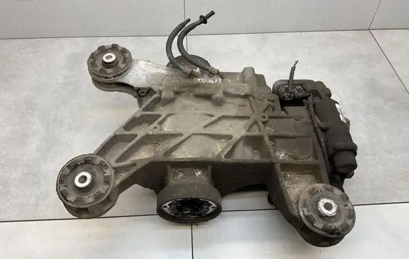 Volkswagen Tiguan Rear differential 0AY907554D 5WP33522