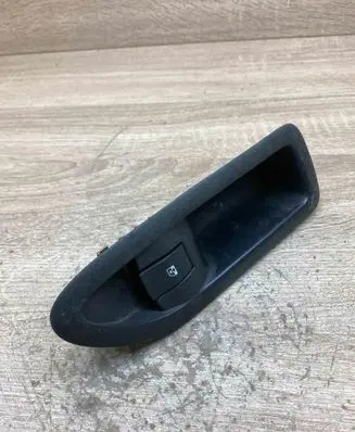 Renault Laguna II Electric window control switch 8200016014