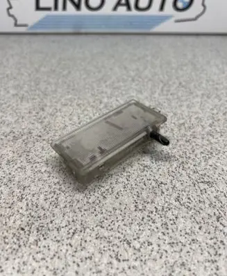 BMW 3 E46 Glove box light 8364920