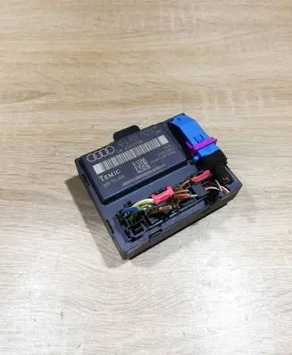 Audi A6 S6 C6 4F Door control unit/module 4F0959792B