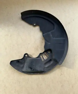 Subaru Outback (BS) Front brake disc dust cover plate 26290AL02A
