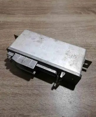 BMW 5 E34 ABS control unit/module 0265103047