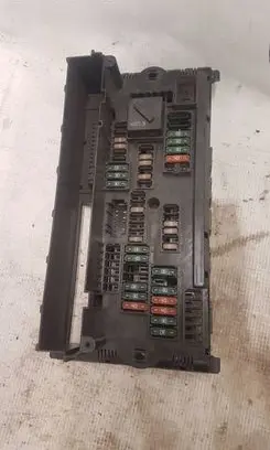 BMW 5 F10 F11 Fuse box set 016704871