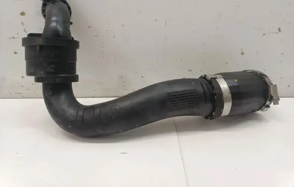 Ford Mondeo MK V Intercooler hose/pipe JG916C646AC