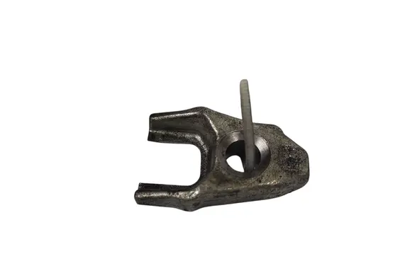 Nissan X-Trail T31 Fuel Injector clamp holder 