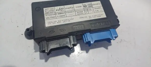 Renault Laguna I Central body control module 7700421261A