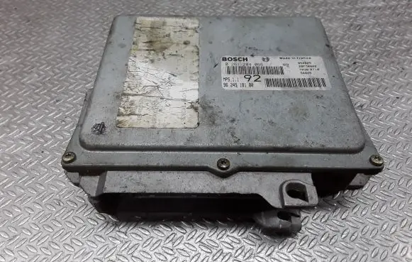 Peugeot 406 Engine control unit/module 0261204066 9624518180