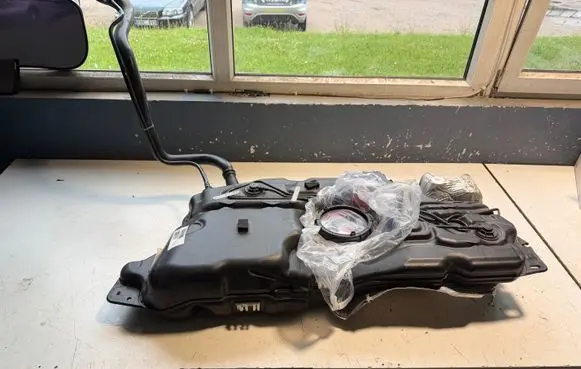 Citroen C5 Aircross II Fuel tank 9829931280 9844822780 9813316680