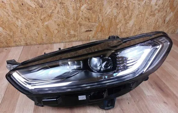 Ford Mondeo MK V Headlight/headlamp ES7313D155CG ES7313D155
