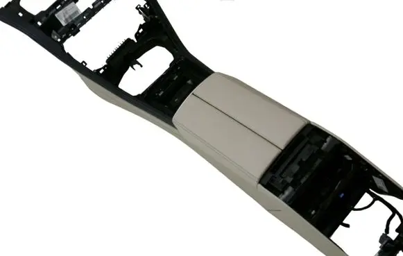 BMW M8 F93 Gran Coupe Center console C00586