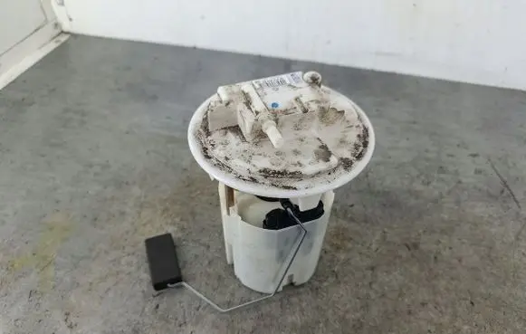 Peugeot 207 In-tank fuel pump 9657035980