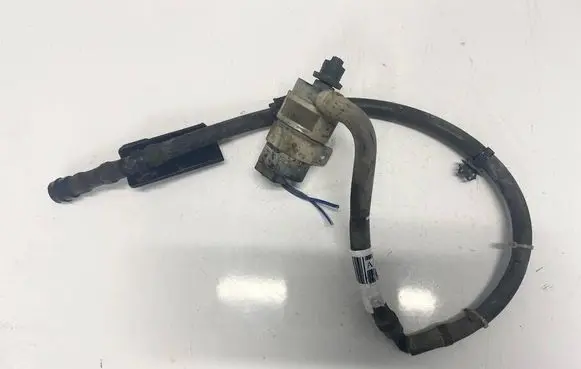 Mitsubishi Outlander Windscreen/windshield washer pump 87371