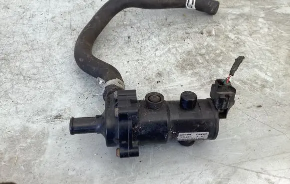 Toyota Prius (XW20) Electric auxiliary coolant/water pump 0641000951