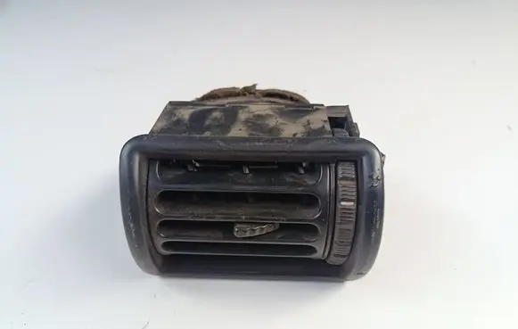 Dash center air vent grill