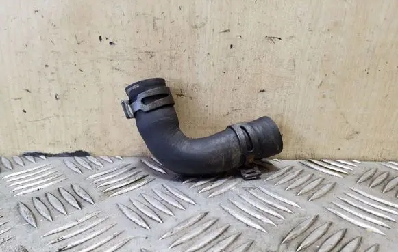 Audi A6 C7 Engine coolant pipe/hose