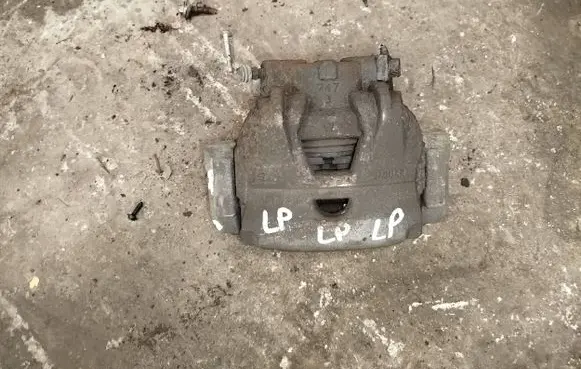 Jaguar XF X250 Front brake caliper 747 FX232 DB9015GG