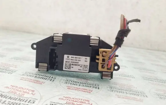 Audi A4 S4 B8 8K Heater blower motor/fan resistor 8K0820521