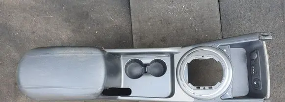 KIA Sportage Center console 846513W910