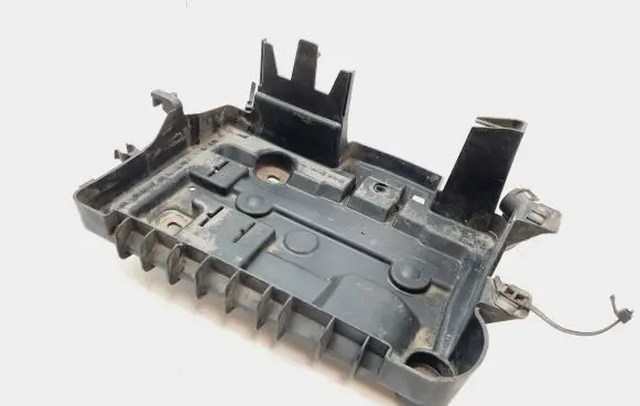 Opel Corsa D Battery box tray cover/lid 13235642