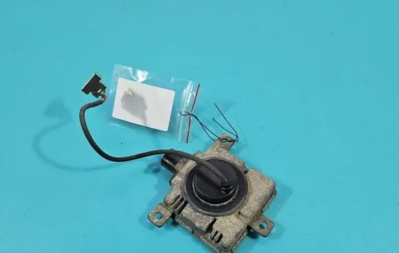 Mitsubishi Outlander Headlight ballast module Xenon W3T23371 IMPRK1607104