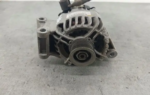 Ford Focus C-MAX Generator/alternator 