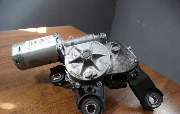 Porsche Cayenne (9Y0 9Y3) Wiper motor 9Y0955711A