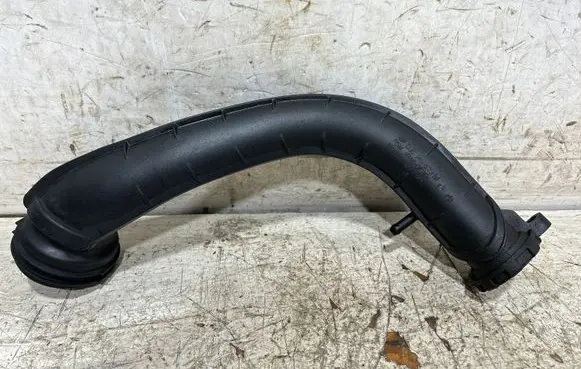 Volkswagen Golf V Intercooler hose/pipe 03C145673M