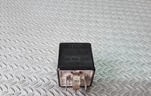 Audi A8 S8 D2 4D Other relay 8A0951253A