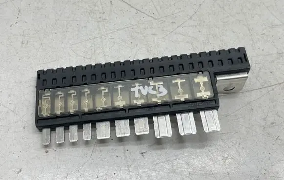Hyundai Tucson TL Fuse 1898009600