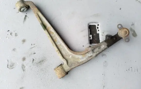 Volkswagen Transporter - Caravelle T4 Front lower control arm/wishbone