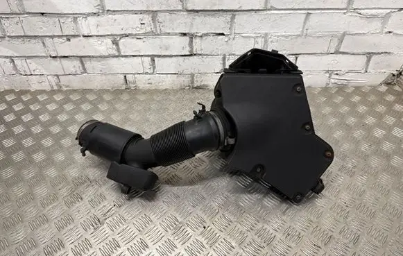 Audi Q5 SQ5 8R Air filter box 8K0133837Q