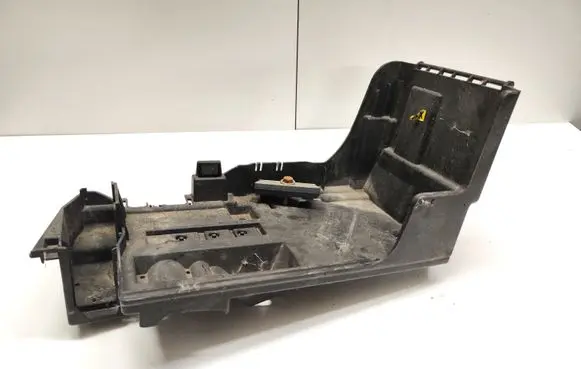 Opel Vectra C Battery box tray 24413805