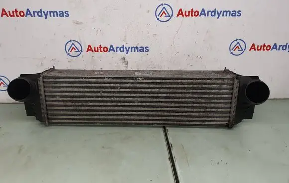 BMW 5 F10 F11 Intercooler radiator 7805629 17517805629