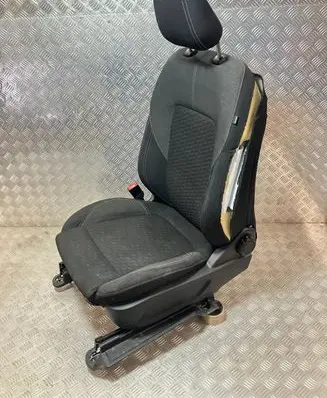 Ford Puma Front driver seat DG17554