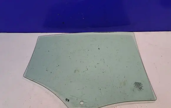 Volvo S60 Rear door window glass 31385416