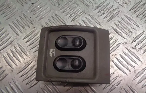 Chrysler PT Cruiser Quarter vent window switch OUG381L8AB