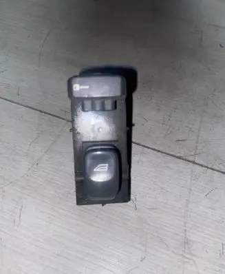 Volvo S40, V40 Electric window control switch 30889753